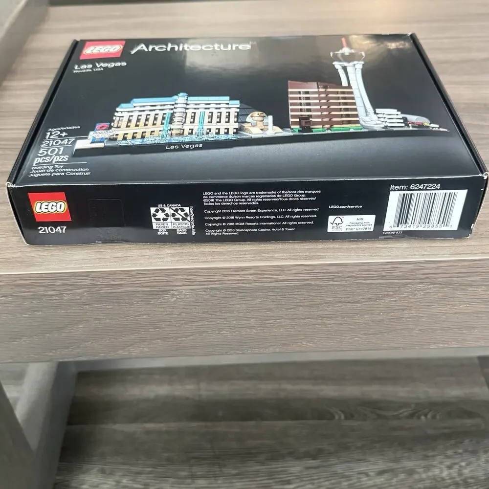 LEGO Architecture Las Vegas 21047 501pc Complete Set Boxed Retired 2018